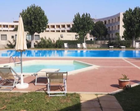 Villetta A Schiera In Villaggio Metatur 梅坦蓬托 外观 照片